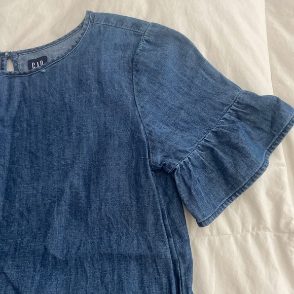 Gap chambray ruffle top - Picture 2 of 5